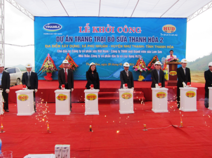 Vinamilk khởi công xây dựng trang trại bò sữa Thanh Hóa 2 - 1 Được biết, sau Trang trại bò sữa Thanh Hóa 2 vừa khởi công
