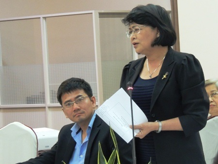 Quyền của người đồng tính đang bị “treo” để chờ “quy hoạch”! - 2 Quang cảnh Hội nghị tham vấn công chúng về Dự thảo luật hôn nhân và gia đình sửa đổi