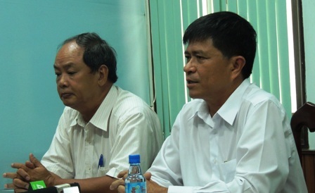 Ông Nguyễn Văn Hiếu - Phó Giám đốc Đ Sở GD-ĐT làm việc cùng báo chí ngày 9/5