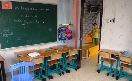 Giải thể ngôi trường dạy trẻ bằng… khúc cây - 2 Một trong những lớp học cho trẻ tự kỷ tại cơ sở này.