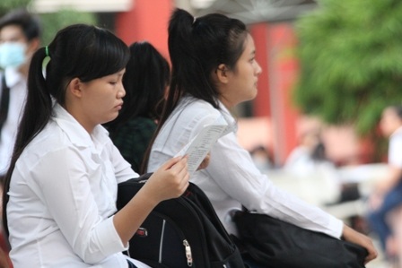 Chùm ảnh: Hồi hộp trước buổi thi đầu tiên - 14 Chùm ảnh: Hồi hộp trước buổi thi đầu tiên