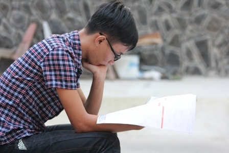 Chùm ảnh: Hồi hộp trước buổi thi đầu tiên - 15 Chùm ảnh: Hồi hộp trước buổi thi đầu tiên