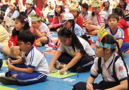 Kỳ cục học sinh Giỏi! - 1 93% học sinh tiểu học ở TPHCM là đạt học lực loại Giỏi.