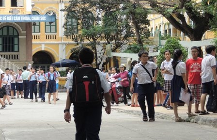 Kỳ cục học sinh Giỏi! - 2 93% học sinh tiểu học ở TPHCM là đạt học lực loại Giỏi.