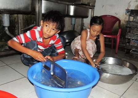 Câu chuyện giáo dục tại lớp học “con nhà nghèo” - 3 Câu chuyện giáo dục tại lớp học “con nhà nghèo”