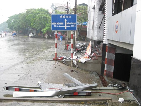 Cháy toàn bộ hàng hóa ở siêu thị lớn nhất Yên Bái - 5