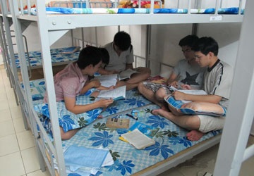 “Điểm mờ” trong quản lý nội trú - 2 “Điểm mờ” trong quản lý nội trú - 2