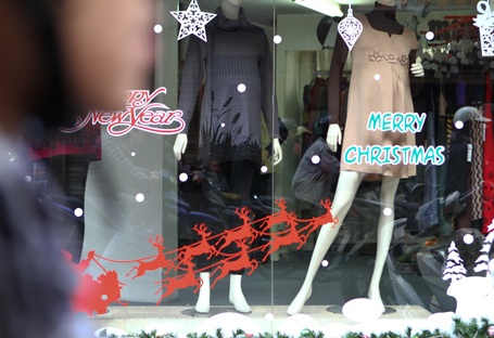 Chùm ảnh: Hà Nội sẵn sàng cho đêm Giáng sinh - 5