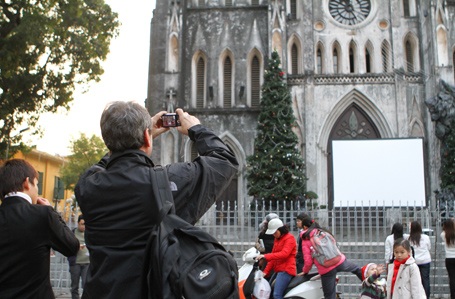 Chùm ảnh: Hà Nội sẵn sàng cho đêm Giáng sinh - 10