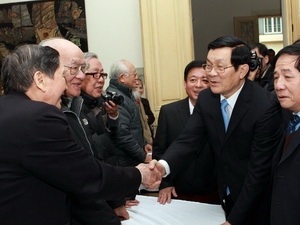 Chủ tịch nước gặp mặt chúc Tết các văn nghệ sỹ - 1 Chủ tịch nước gặp mặt chúc Tết các văn nghệ sỹ - 1