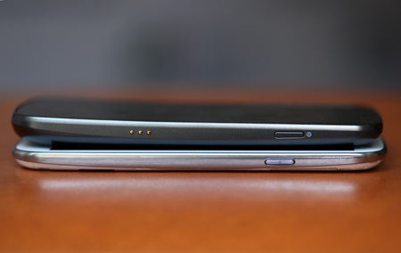 Galaxy S III so dáng với Galaxy Nexus tại Việt Nam