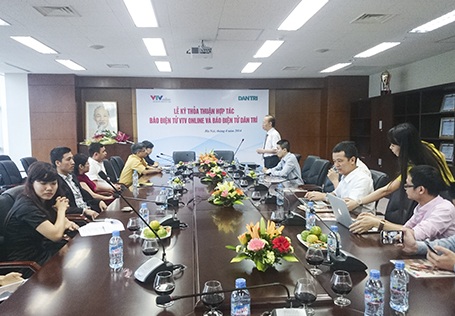 Báo điện tử Dân trí và VTV Online thỏa thuận hợp tác toàn diện - 2 Đánh giá về sự hợp tác này, ông Nguyễn Thành Lưu chia sẻ,