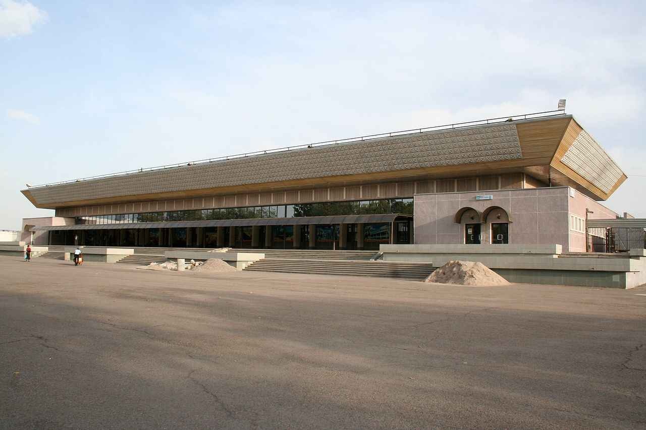 Những sân bay tệ nhất thế giới - 5 6. Sân bay quốc tế Paris Beauvais-Tille, Pháp