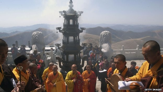 Trung Quốc đang tăng cường chiến dịch quét sư giả để bảo vệ khách du lịch