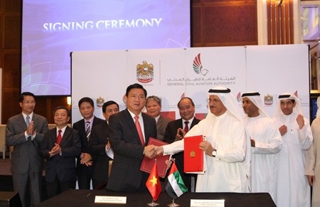 Phó Thủ tướng Nguyễn Xuân Phúc dự diễn đàn với DN Việt Nam, UAE - 2 Phó Thủ tướng Nguyễn Xuân Phúc dự diễn đàn với DN Việt Nam, UAE