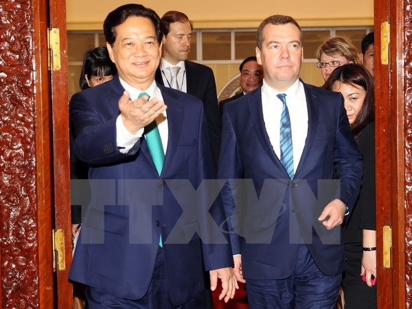 Thủ tướng Nga Medvedev kết thúc tốt đẹp chuyến thăm Việt Nam - 1 Thủ tướng Nguyễn Tấn Dũng và Thủ tướng Dmitry Medvedev trước cuộc hội đàm. (Ảnh: Đức Tám/TTXVN)