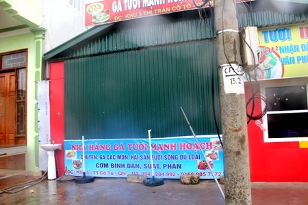 Một số hàng quán đóng cửa tránh bão