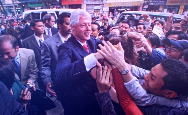 Hai người lính, Tp. Hồ Chí Minh (7/2006) (Ảnh: Huỳnh Trí Dũng)