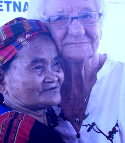 Đại tướng Mỹ John Vessey thăm Việt Nam (1993) (Ảnh: Nguyễn Anh Tuấn)