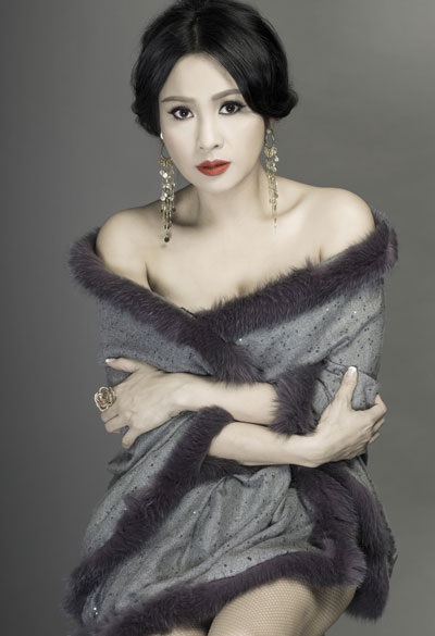 Vẻ đẹp ngày càng mặn mà của người đàn bà hát Thanh Lam