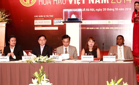 Vương miện của Hoa hậu Việt Nam 2014 đạt kỷ lục Guiness Việt Nam - 2 Ban tổ chức cho biết vòng chung khảo phía Bắc diễn ra từ ngày 20-23/10 tại Hà Nội