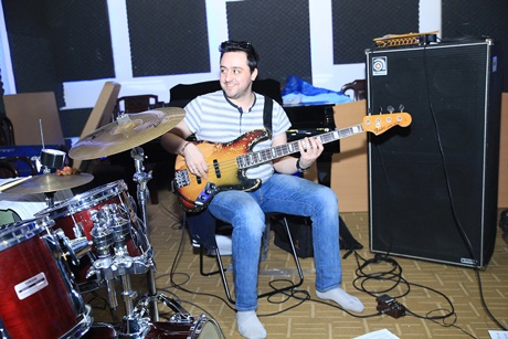 Tùng Dương- Nguyên Thảo nỗ lực tập cho liveshow “Áo mùa đông”