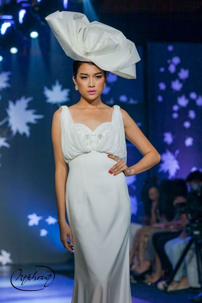 “Chân dài” Đặng Lệ Hằng lên đường dự thi Elite Model Look 2014 - 2 Một số hình ảnh của Đặng Lệ Hằng