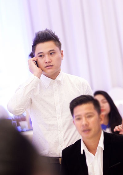 Tuấn Hưng tổ chức tiệc đầy tháng cho con trai - 11 Một số nghệ sĩ đến chia vui cùng vợ chồng Tuấn Hưng