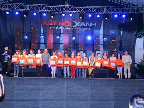 Bảo Thy khuấy động chương trình