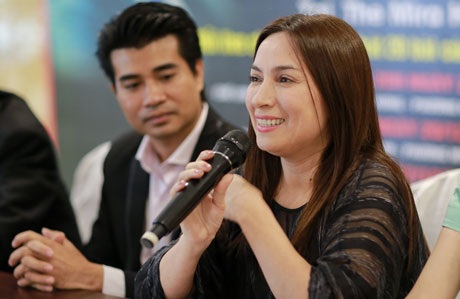 Chế Linh từng rất run khi song ca với Phi Nhung - 4 Phi Nhung cũng có mặt tham dự họp báo