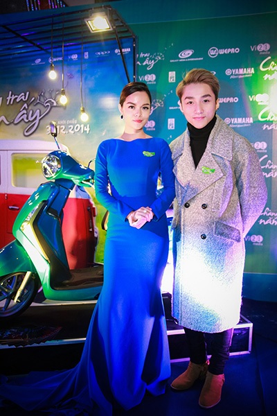 Sơn Tùng, Phạm Quỳnh Anh nổi bật tại buổi ra mắt phim “Chàng trai năm ấy” - 10 Phạm Quỳnh Anh và Sơn Tùng MTP