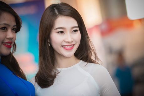 Hoa hậu Ngọc Hân, Thu Thảo khoe nhan sắc lộng lẫy - 9 Hà Thanh