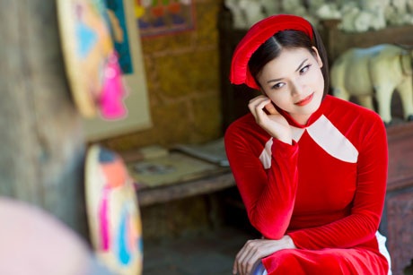 Nữ ca sĩ dòng nhạc dân gian, Phạm Phương Thảo