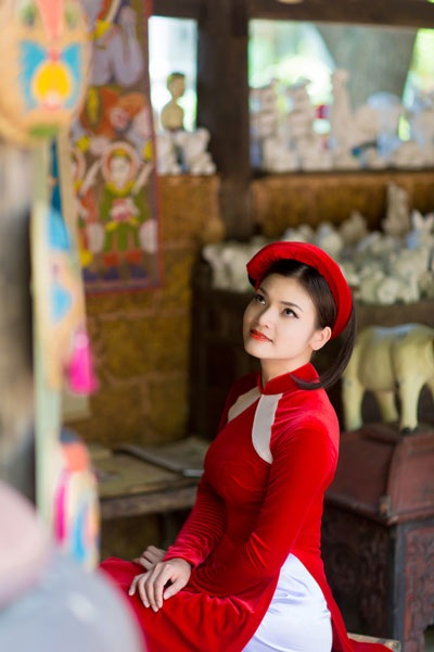 Phạm Phương Thảo không chỉ sở hữu giọng hát ngọt ngào, nữ ca sĩ còn thể hiện khả năng sáng tác