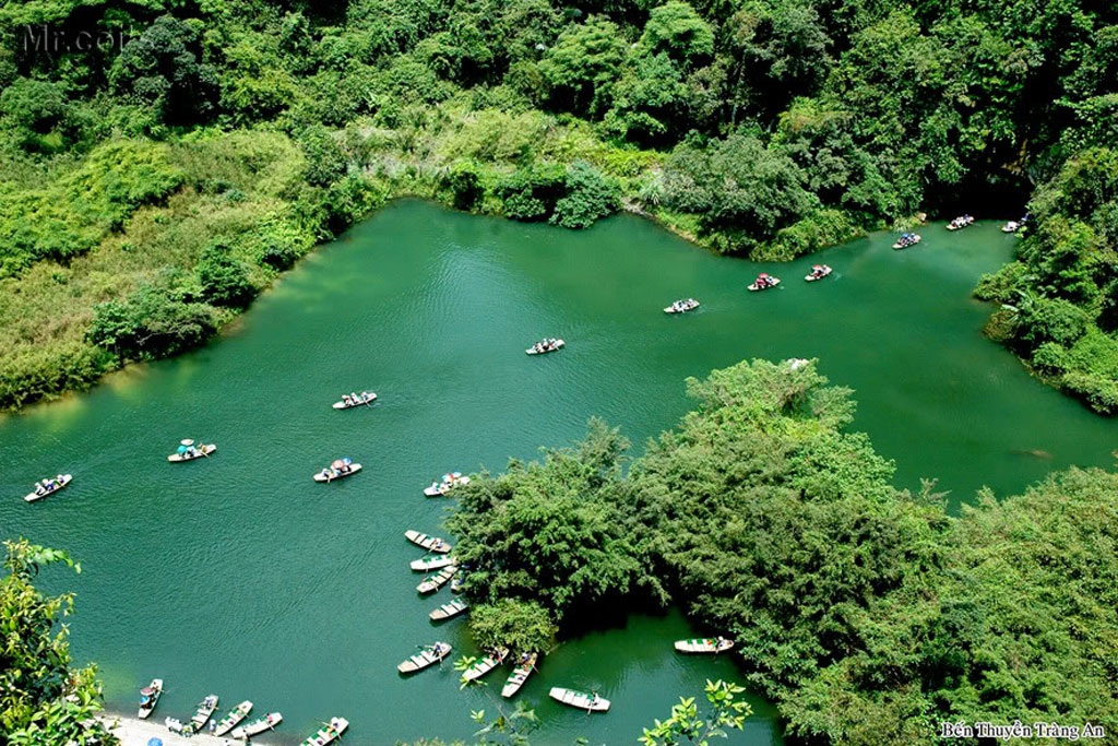 Ninh Bình đón Bằng của UNESCO ghi danh Quần thể danh thắng Tràng An - 1 Ninh Bình đón Bằng của UNESCO ghi danh Quần thể danh thắng Tràng An