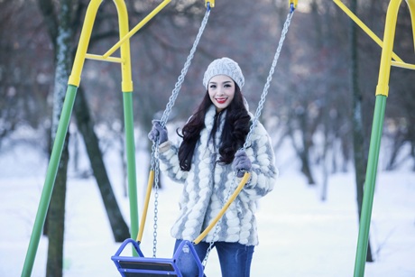 Thúy Hằng và khoảnh khắc đẹp giữa mùa đông Moscow - 7 <b style=mso-bidi-font-weight:
normal>