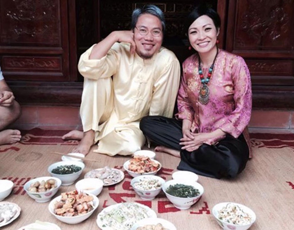 Ca sĩ Phương Thanh hát xẩm diễn hài cùng Vượng Râu - 3 Phương Thanh vào vai vợ Vượng Râu trong chương trình hài Cưới ngay kẻo Tết sắp ra mắt
