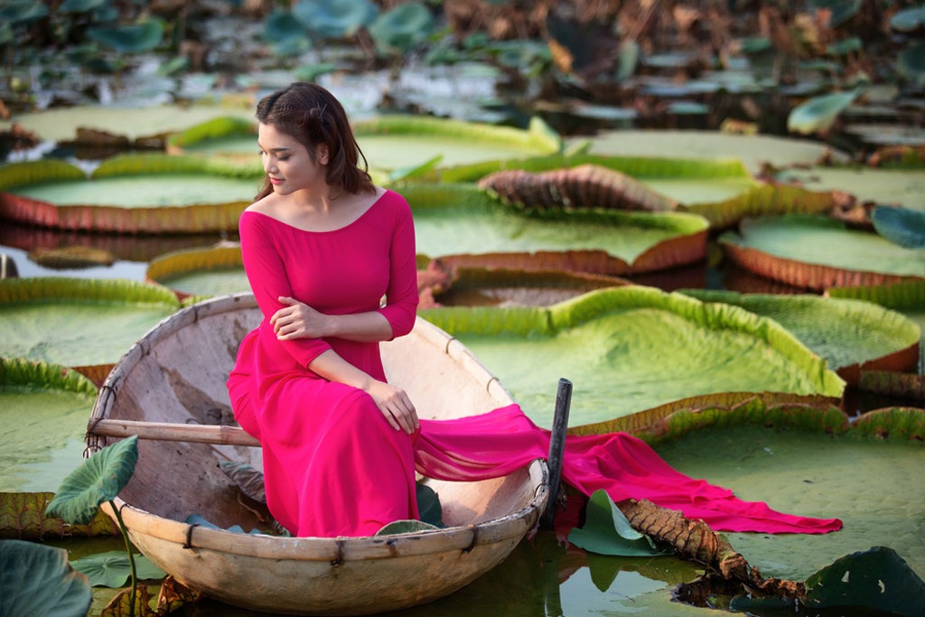 Phương Thảo nghẹn ngào nước mắt khi nhớ về Trường Sa - 10 <b style=mso-bidi-font-weight:
normal>Hà Thanh