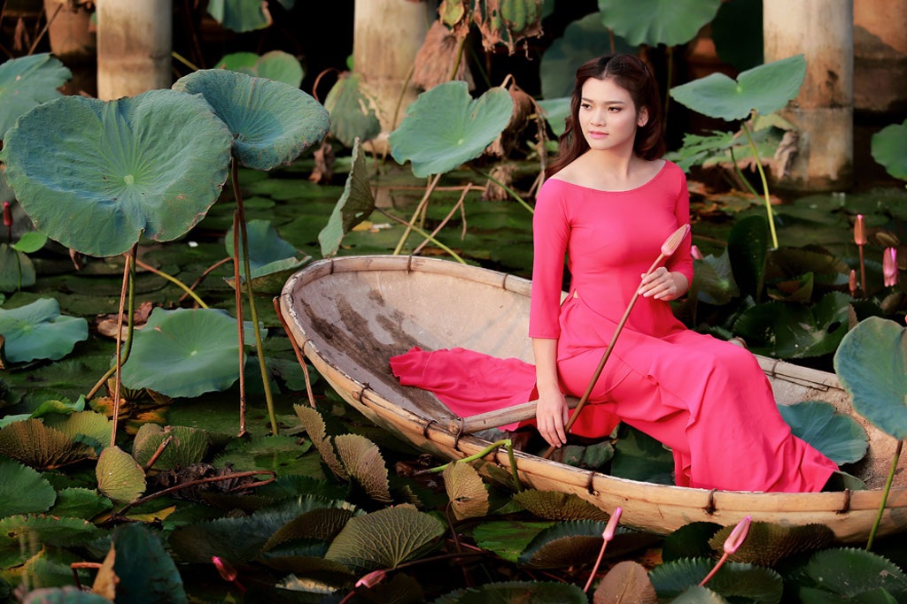 Phương Thảo nghẹn ngào nước mắt khi nhớ về Trường Sa - 11 <b style=mso-bidi-font-weight:
normal>Hà Thanh