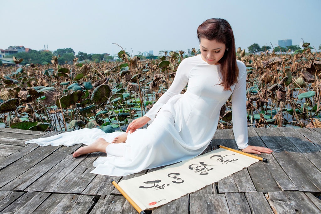 Phương Thảo nghẹn ngào nước mắt khi nhớ về Trường Sa - 4 <b style=mso-bidi-font-weight:
normal>Hà Thanh