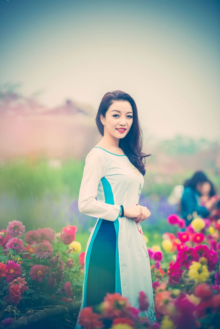 <b style=mso-bidi-font-weight:
normal>Hà Thanh