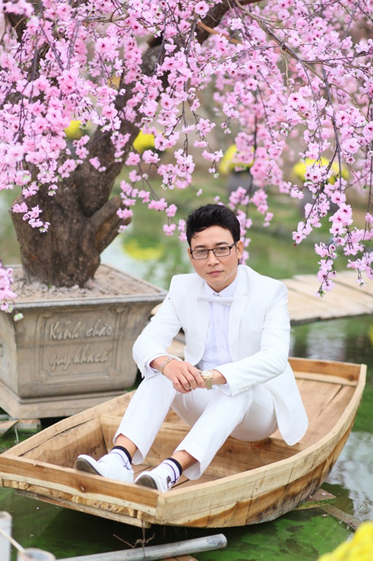 Ca sĩ Linh Nguyễn ra mắt MV “Ai lên xứ hoa đào” - 5 Ca sĩ Linh Nguyễn ra mắt MV “Ai lên xứ hoa đào”