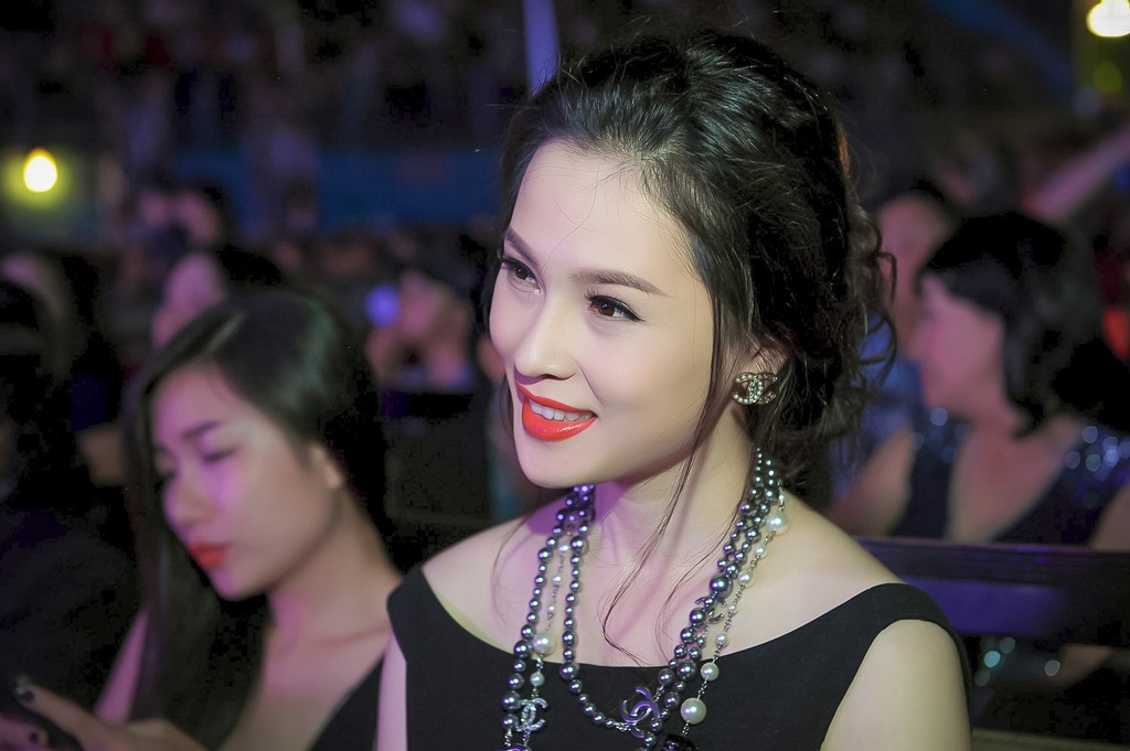 Á hậu Thái Như Ngọc khoe vẻ đẹp quyến rũ - 5 Thái Như Ngọc được biết đến như một người đẹp đa tài, vừa xinh đẹp vừa giỏi kinh doanh