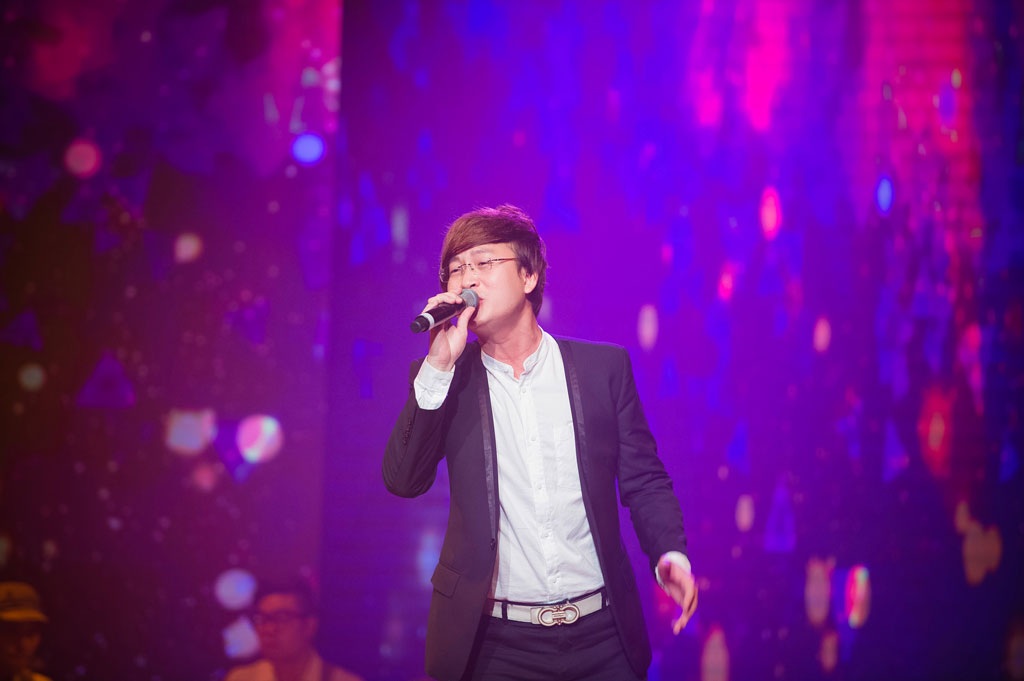 Vũ Cát Tường ngượng ngùng khi Sỹ Luân… quỳ gối hát song ca - 8 Một số hình ảnh trong chương trình