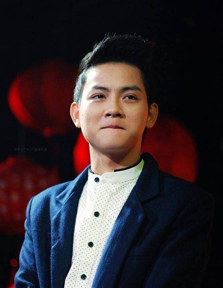 Hoài Linh- Chí Tài “quậy tưng” cùng Hoài Lâm trên sân khấu Hà Nội - 1 Hoài Lâm