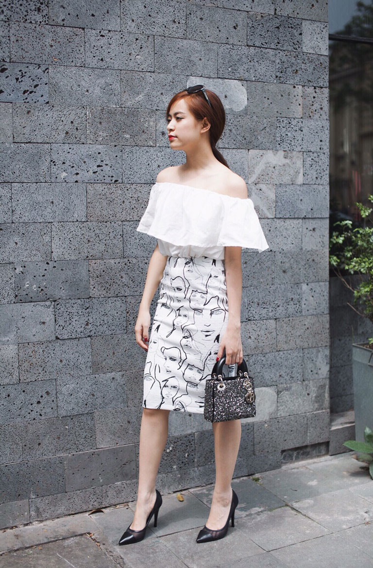 Hoàng Thùy Linh quyến rũ với thời trang mùa hè - 4 Hà Thanh