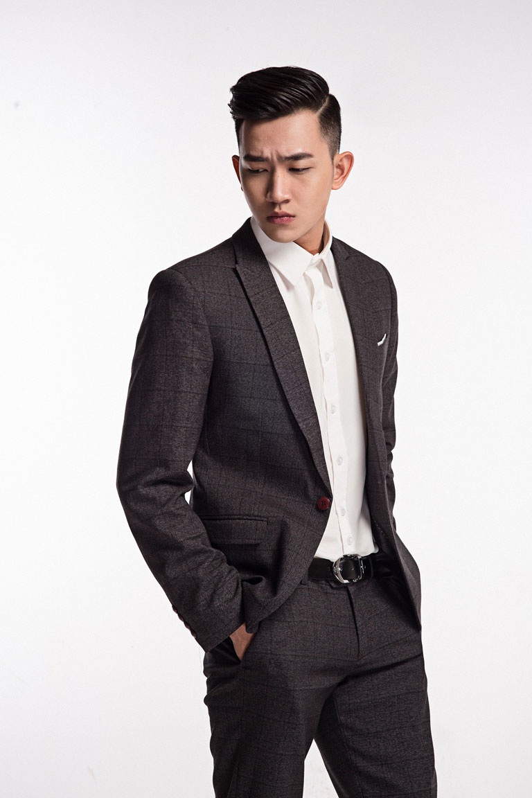 <b style=mso-bidi-font-weight:
normal>Hà Thanh