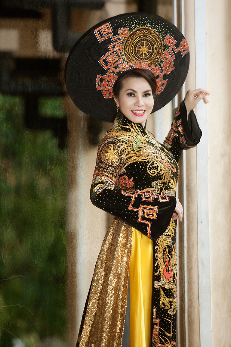 <b style=mso-bidi-font-weight:
normal>Hà Thanh