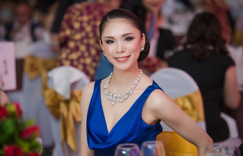 Tham dự sự kiện còn có Hoa hậu Hoàn vũ 2007 - Riyo Mori