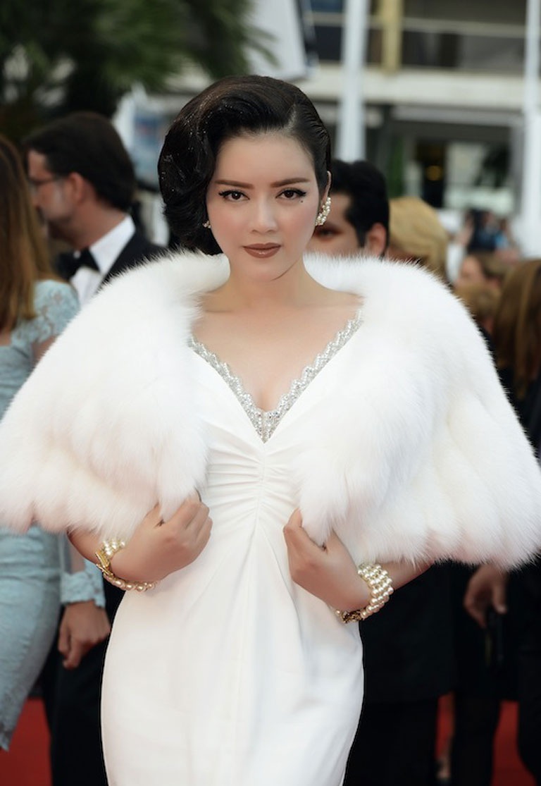 Lý Nhã Kỳ đẹp quyến rũ tại Cannes - 10 Hình ảnh công chúa của Lý Nhã Kỳ trong ngày thứ 3 tại LHP Cannes